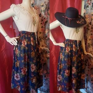 Vintage Navy blue Floral Midi Pleated Ski